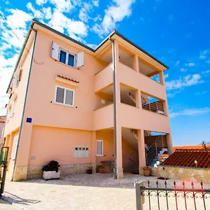 Zlatka Apartament