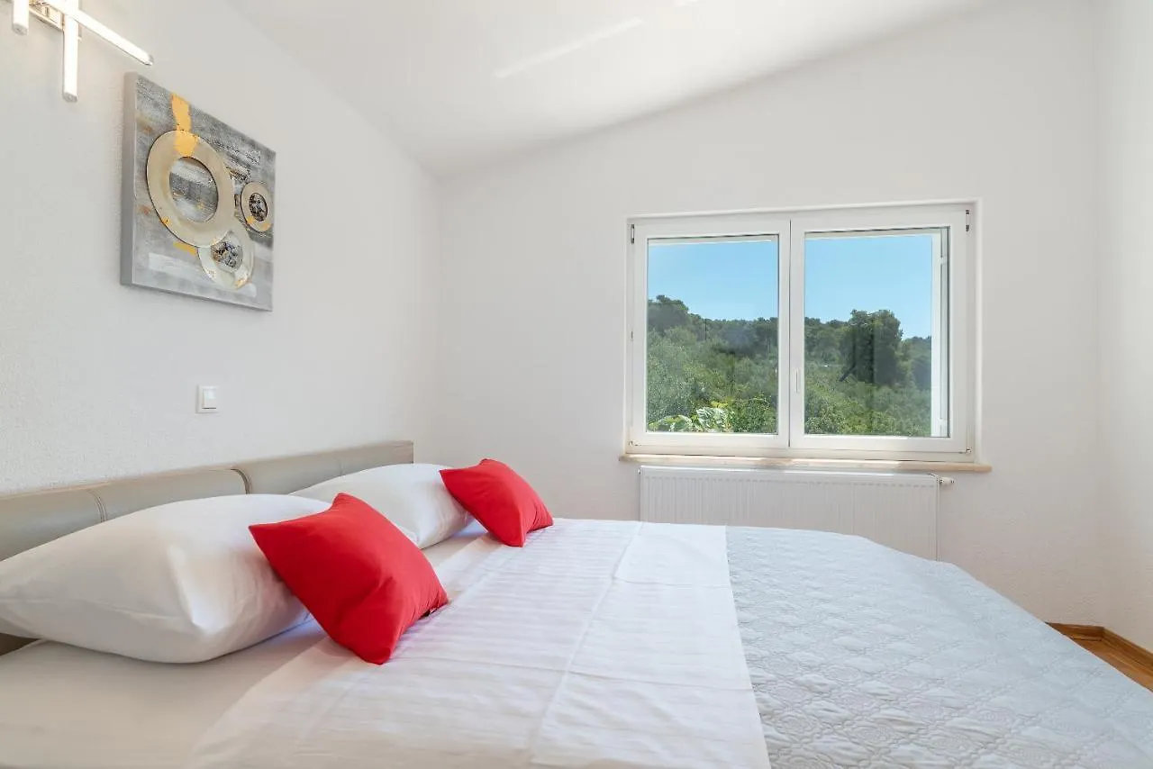 Apartments Kapetan Trogir