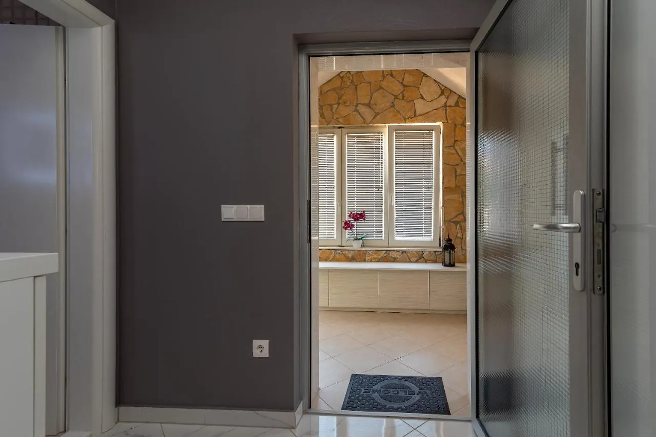 Apartments Kapetan Trogir