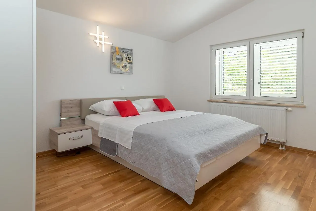 Apartments Kapetan Trogir Croatia
