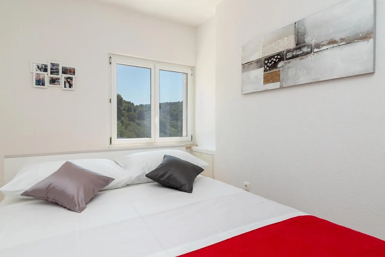 Apartments Kapetan Trogir 0*,  Croatia