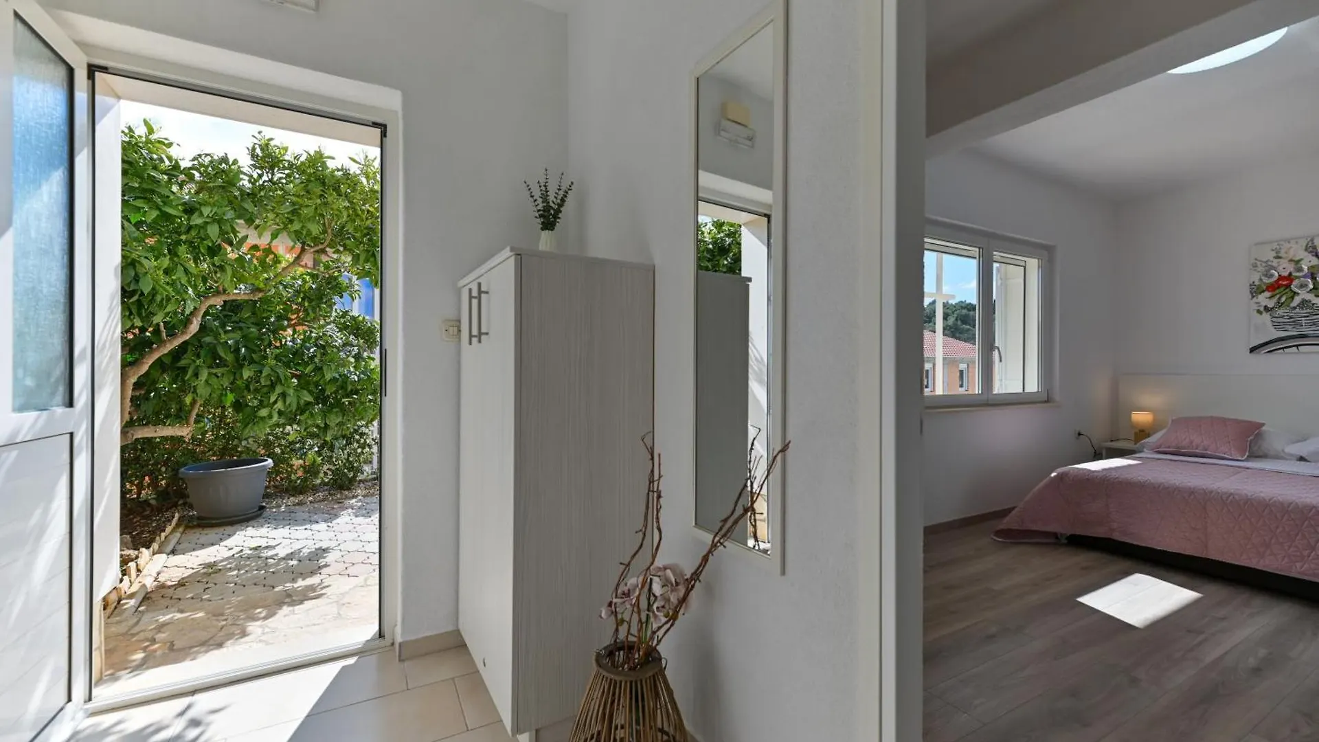 Apartments Kapetan Trogir