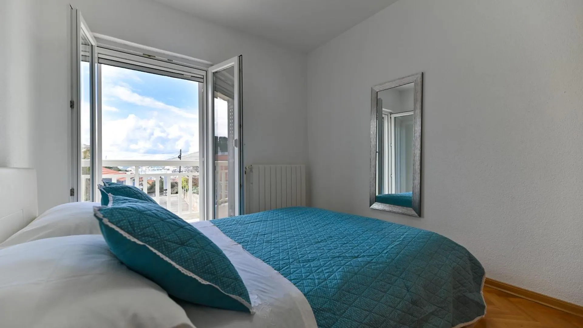 Apartments Kapetan Trogir