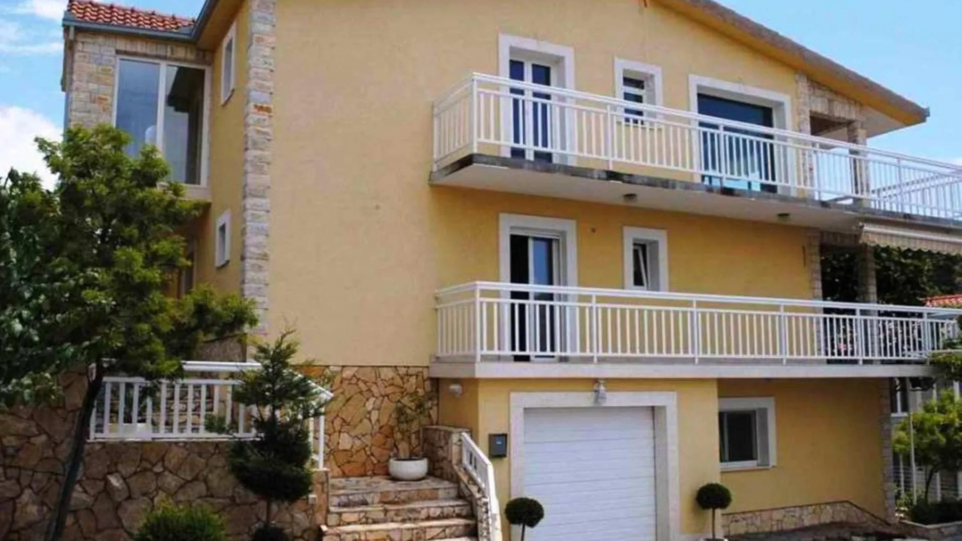 Apartments Kapetan Trogir