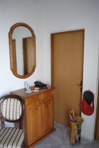 Apartments Kapetan Trogir Croatia